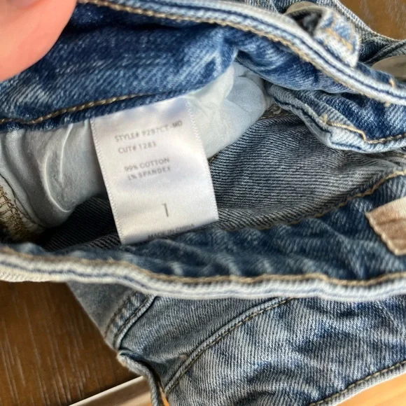 Alter’d State distressed jeans size 1 - Picture 7 of 7